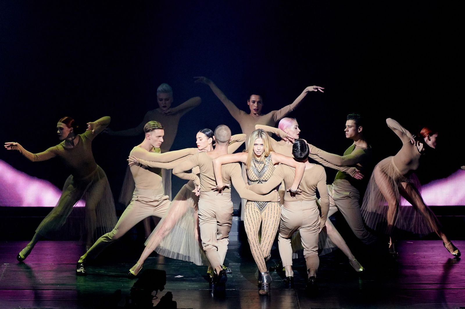 Ани Лорак, Ирина Билык, Лайма Вайкуле: звезды поздравили легендарный Freedom Ballet c 15-летием